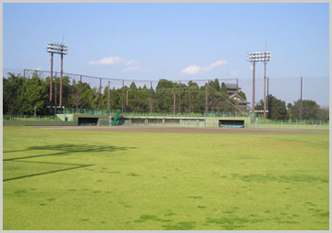 錦原野球場の画像