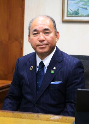 松本俊二町長